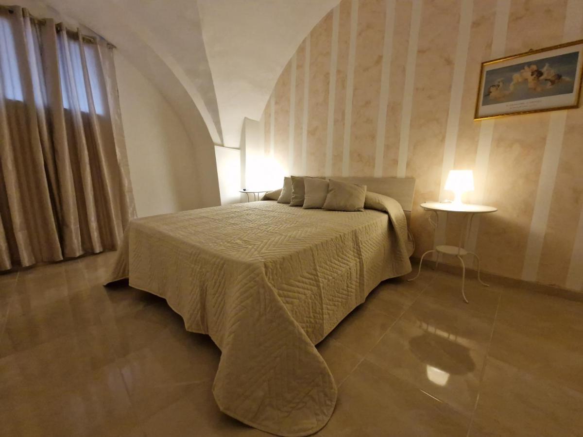 Daniel'S House Apartment คาตาเนีย ภายนอก รูปภาพ